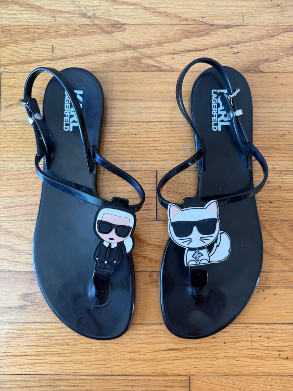 Karl Lagerfeld Iconic jelly sandals in black - size 40/US 9 - RARE!